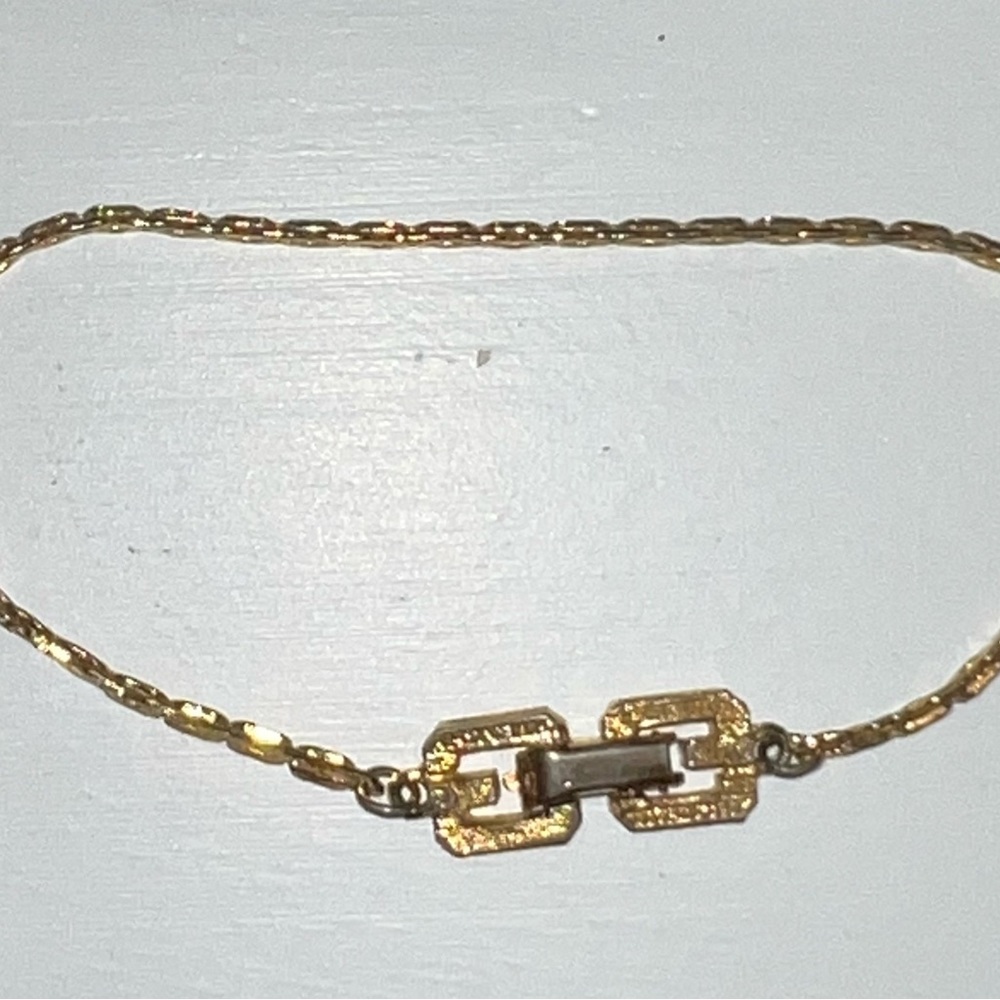 Authentic Givenchy vintage bracelet - Picture 3 of 4